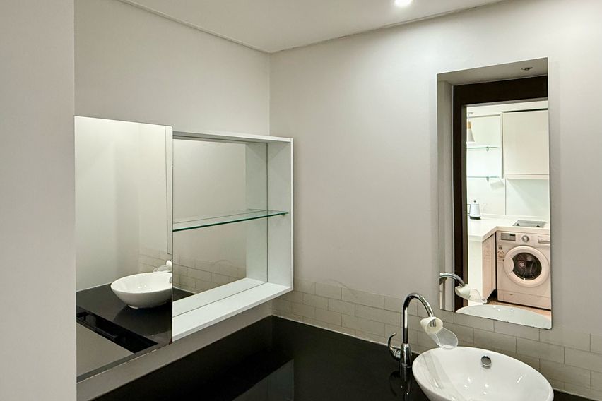 Hari & Guwol Main Commercial District⭐️ 9th image