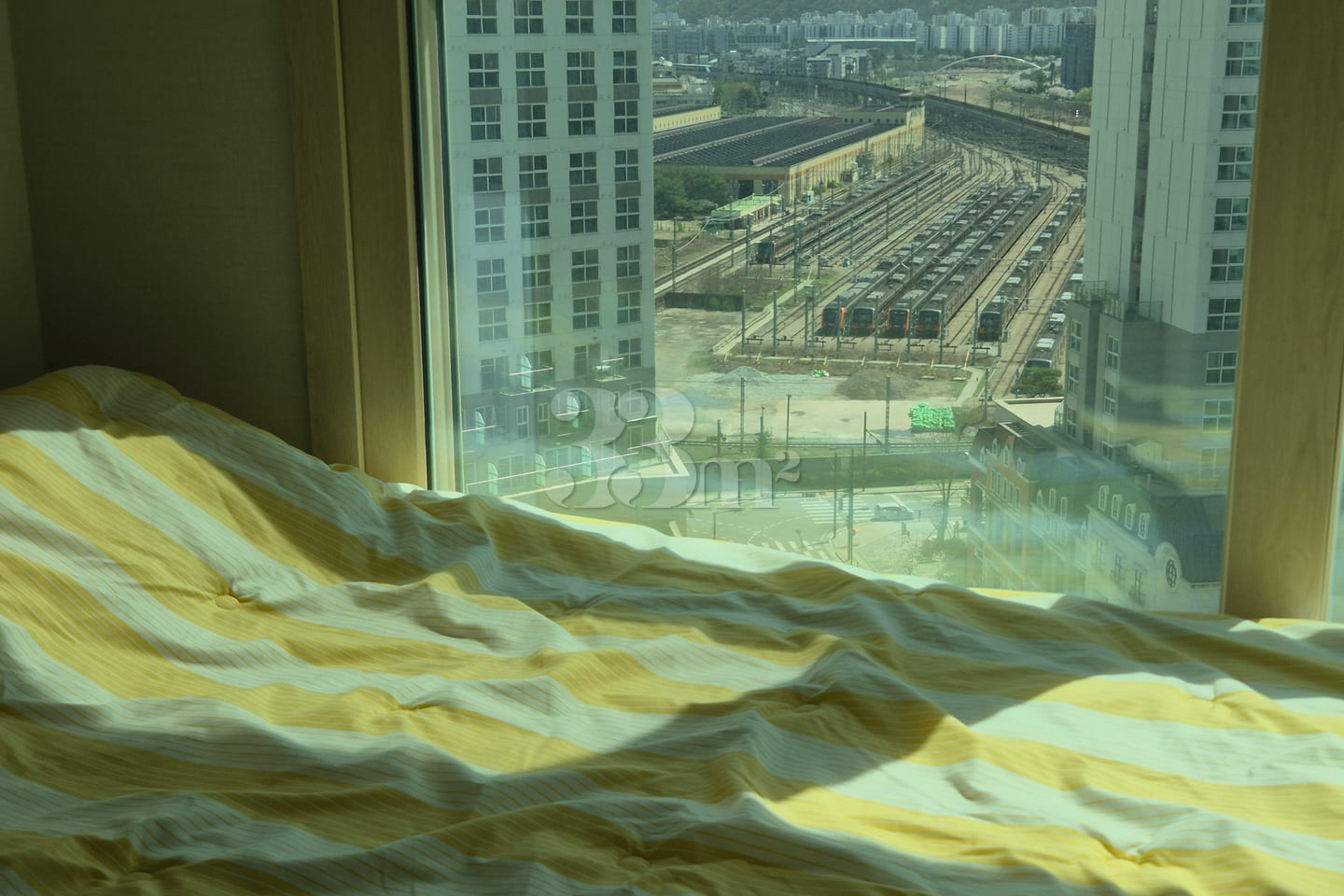 Starfield Jichuk with a view of Bukhansan Mou 2th image