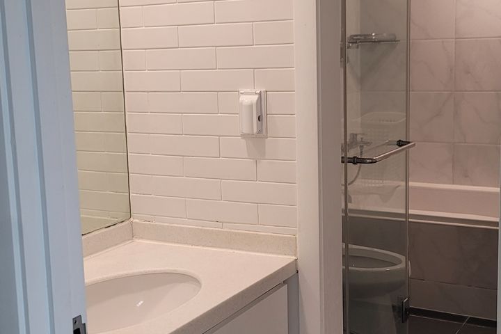 Two-bedroom apartment near Gangnam Station, 3 7th image