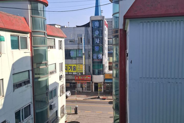 밝고 따뜻한 집 7번째 이미지