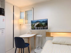 Large studio apartment near Sillim Station, F 1th image