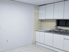A comfortable home 2th image