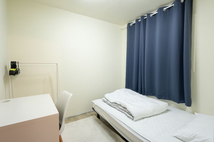 Three-room apartment at the lowest price 10th image