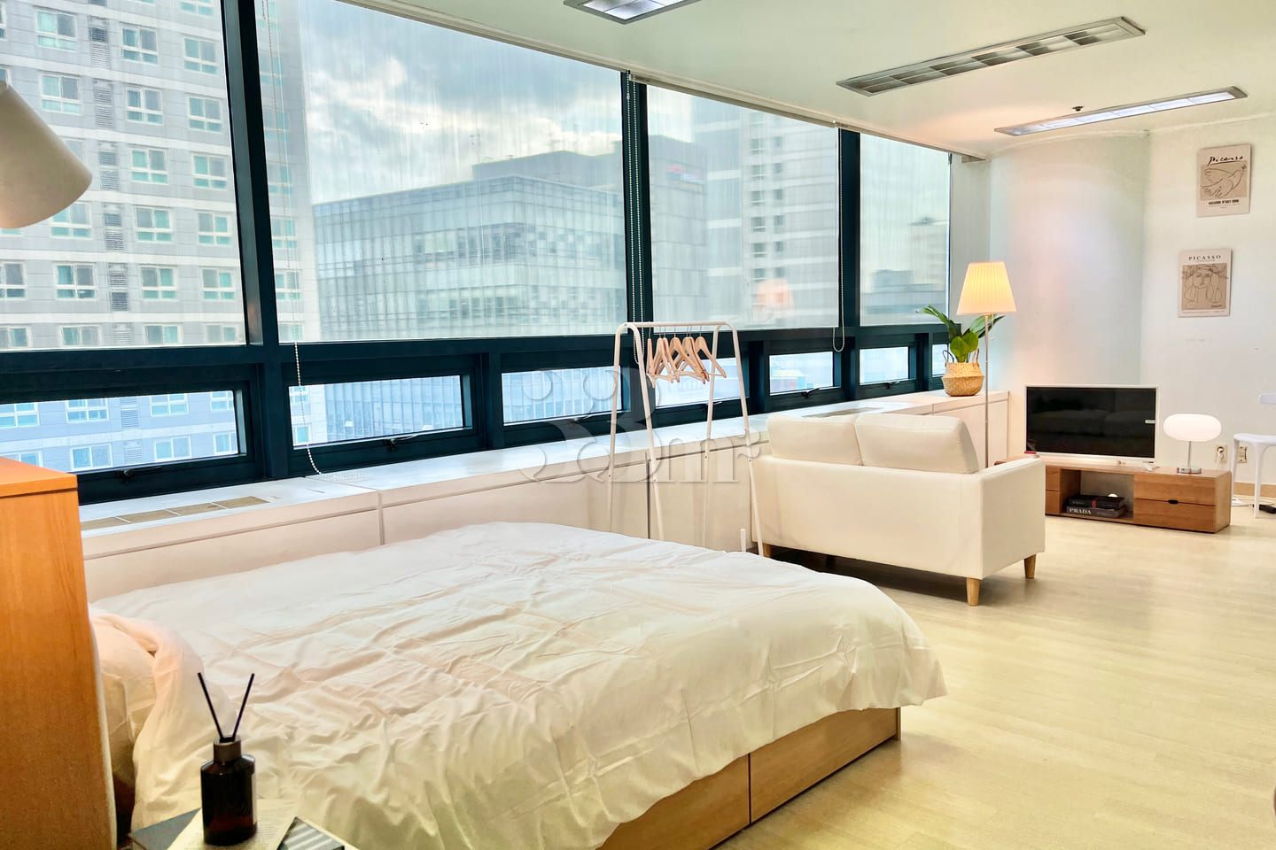 ⭐1 minute from Jegi-dong / Spacious unit⭐ 3th image