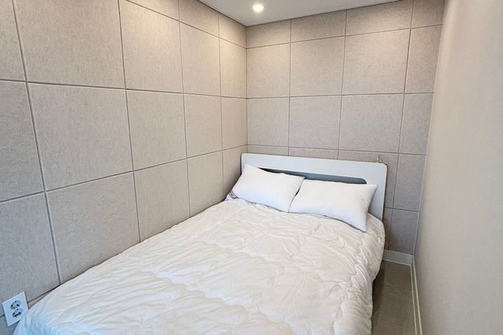 Itaewon 2-Bedroom Apartment with Seoul Tower  12th image