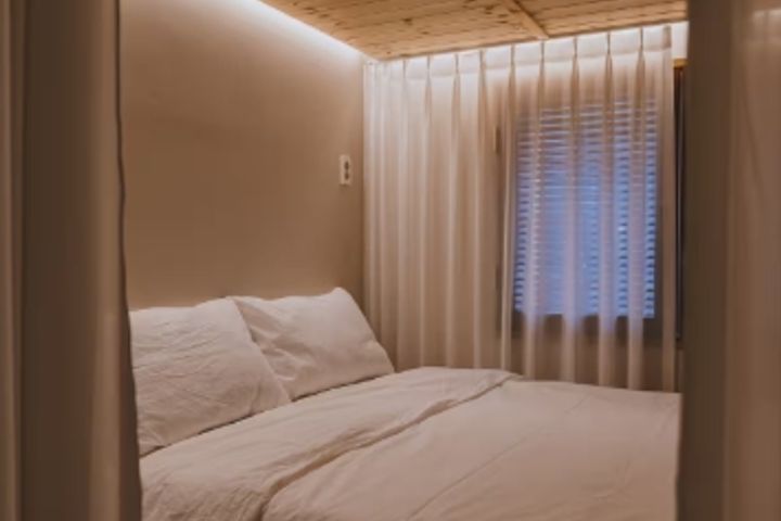 Fully furnished home with a Jacuzzi 16th image
