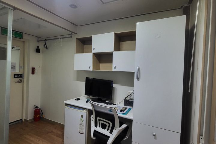 창원시 창문큰 고시원 1번째 이미지