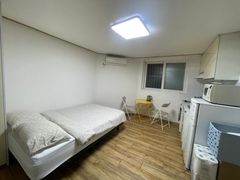 2-minute walk from Nonhyeon Station (studio a 2th image