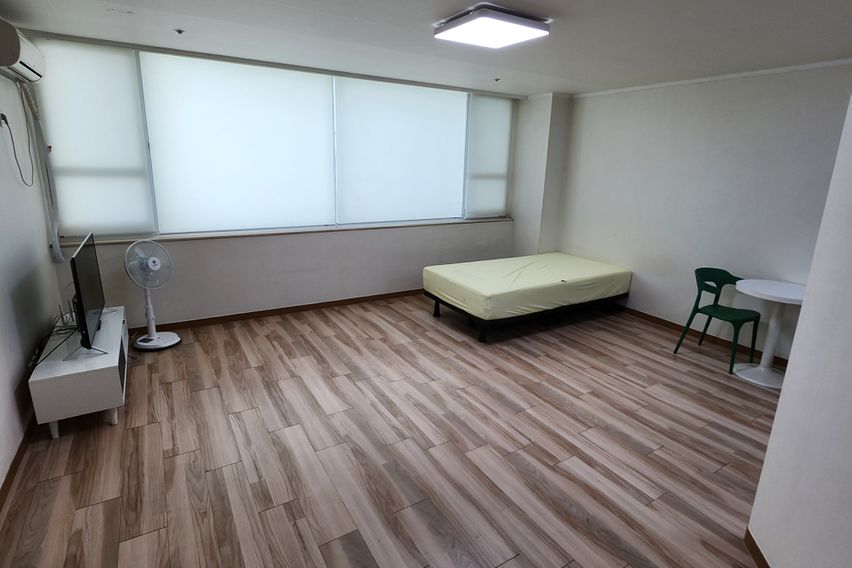 야탑역3분 넓고심플한방 0번째 이미지