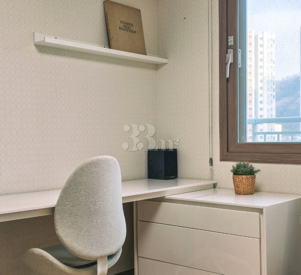 Three-room apartment in the Sangam living are 8th image