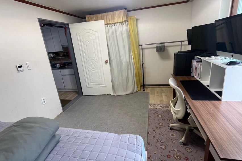 Amistad Two-Room 2th image