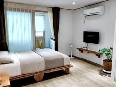 Seogwipo Short-Term Rental A5 6th image