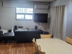 Studio with a view, sleeps 4 6th image