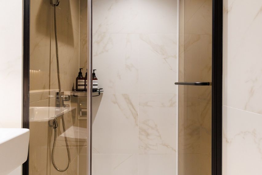 강남 신축 2룸(4인)