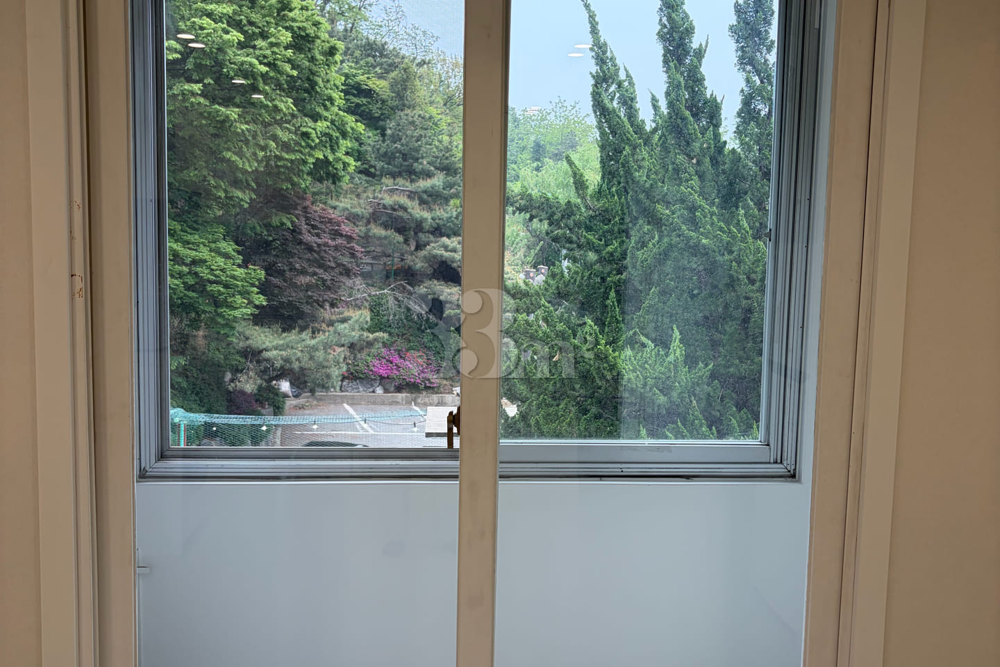 Room with a View 2 2th image