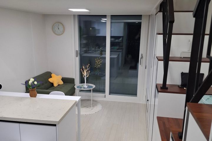 Ansan ๐ Ocean View ๐ Duplex with Terrace 16th image