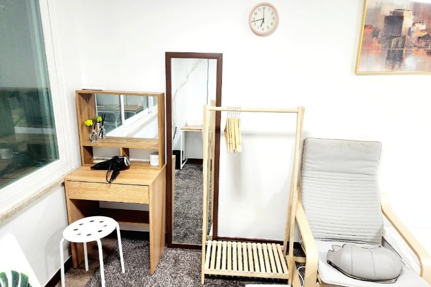 신논현역 2분거리