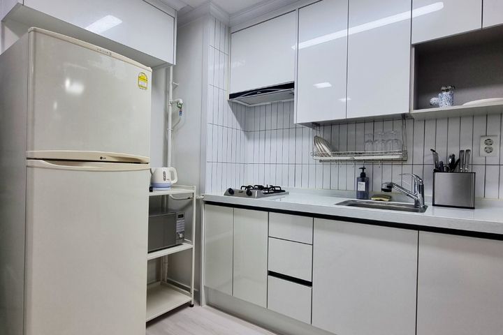 Stay Aura 1 - 5 minutes from the university 3th image