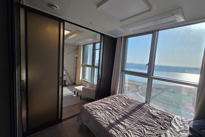 New 2-bedroom apartment with Han River view ✨ 7th image