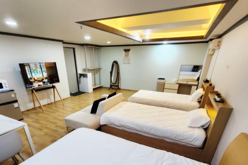 트리플베드 (단체룸) 1번째 이미지