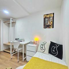 Fully furnished, just 30 seconds from Sinnonh Unit Image