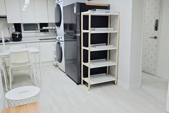 6-room house in Hongdae Yeontral Park area 4th image