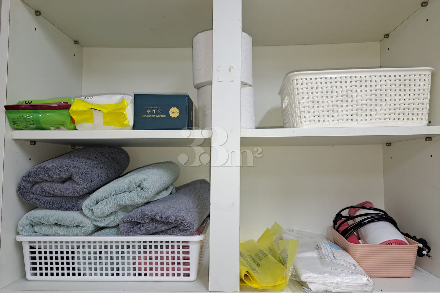 Clean and affordable studio apartment. 1th image