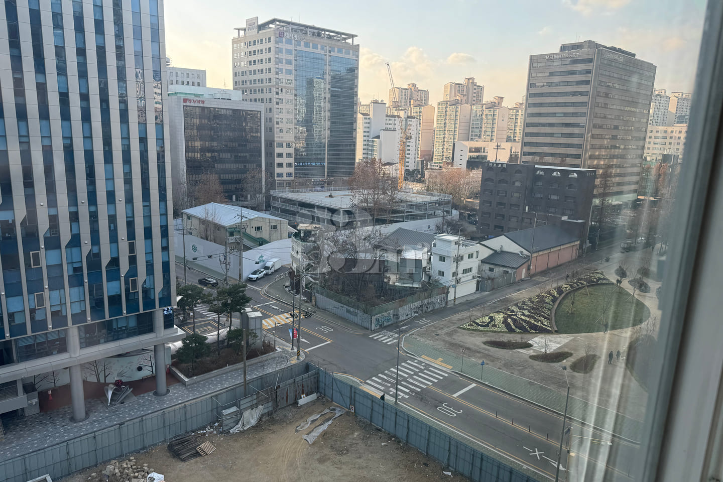 Cozy room right next to Gongdeok Station 12th image