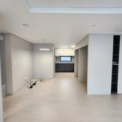 Short-term rental of a home currently for sal Unit Image