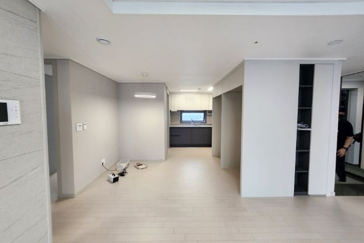 Short-term rental of a home currently for sal 0th image