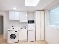 Fully furnished 1st-floor unit near Suyu Stat 11th image