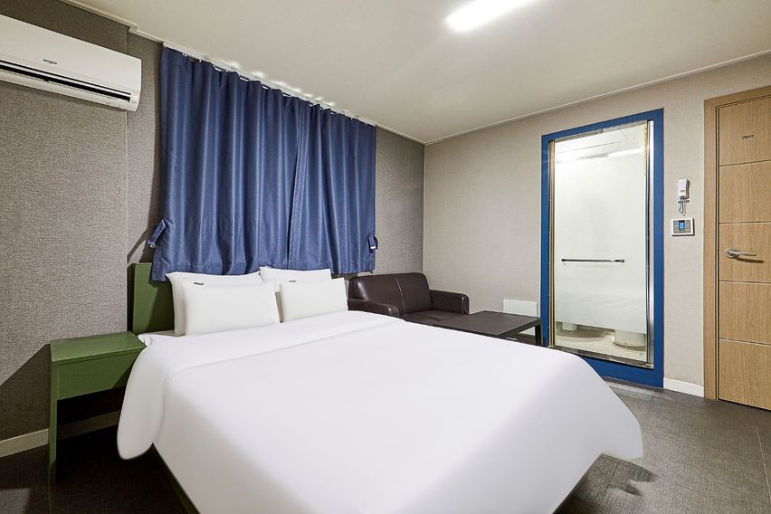 수원시청역 가성비 호텔