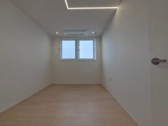 Large, newly built apartment near Bucheon Sta 6th image