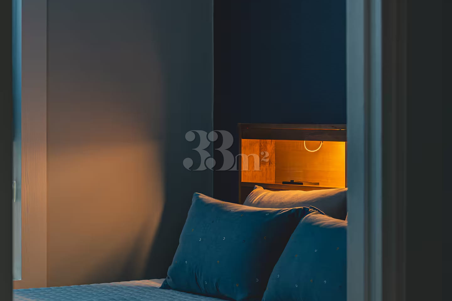 1.5-room unit with Smart TV 3th image