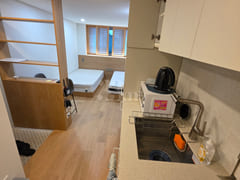 Studio apartment with a large bathtub in Itae 5th image