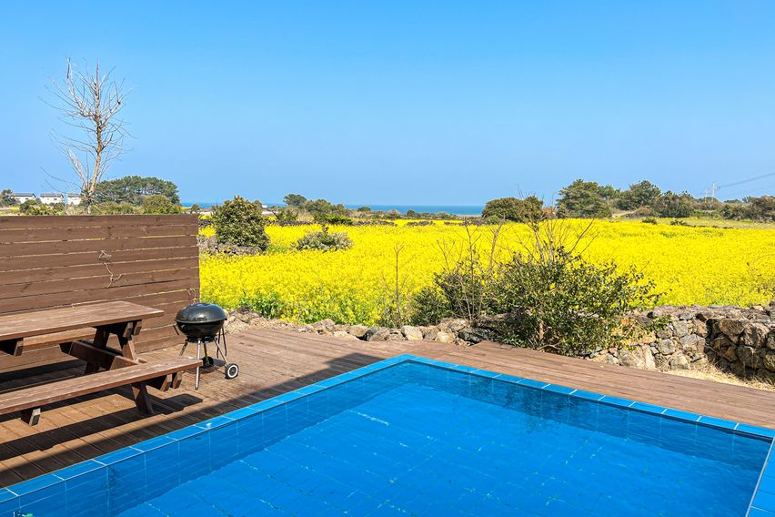 Private Pool Villa in East Jeju 7th image