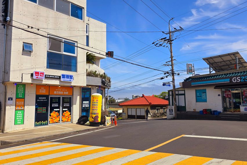 넓은 객실과 오션뷰 15번째 이미지