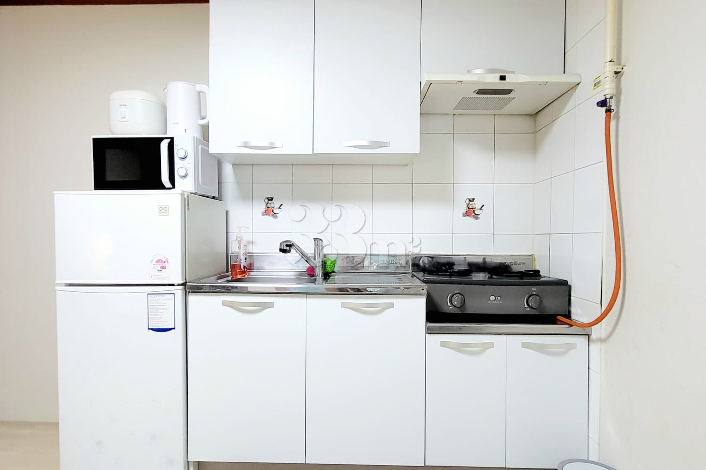 Charming Short-term Rental in Jukdo-dong (Uni 4th image