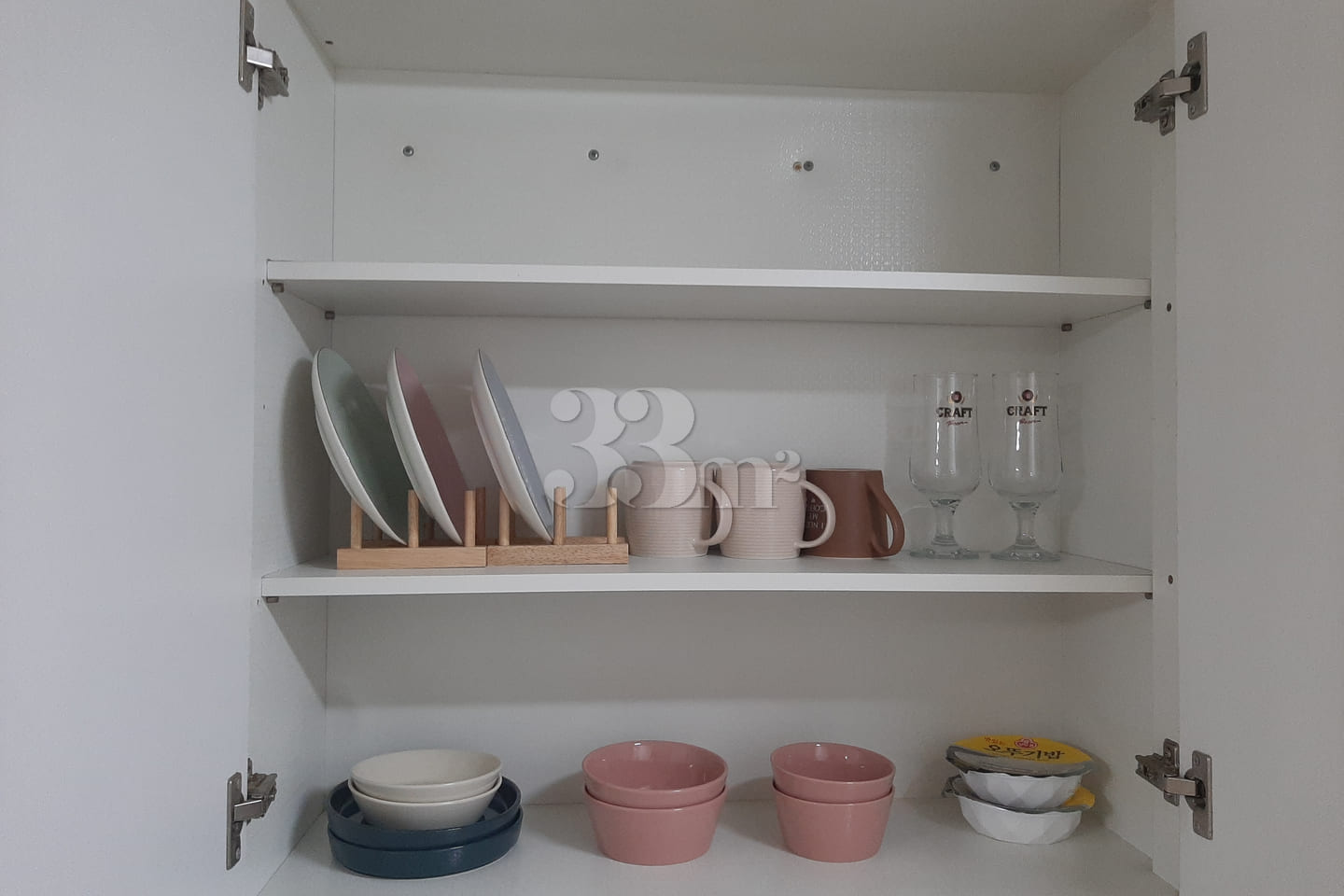 Fully furnished studio apartment, 7 minutes f 6th image