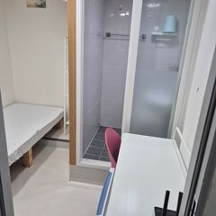 Hyehwa Studio Apartment with Individual Air C Unit Image