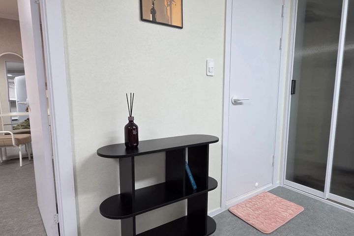 Two-bedroom apartment in Gangnam/Sinnonhyeon/ 5th image