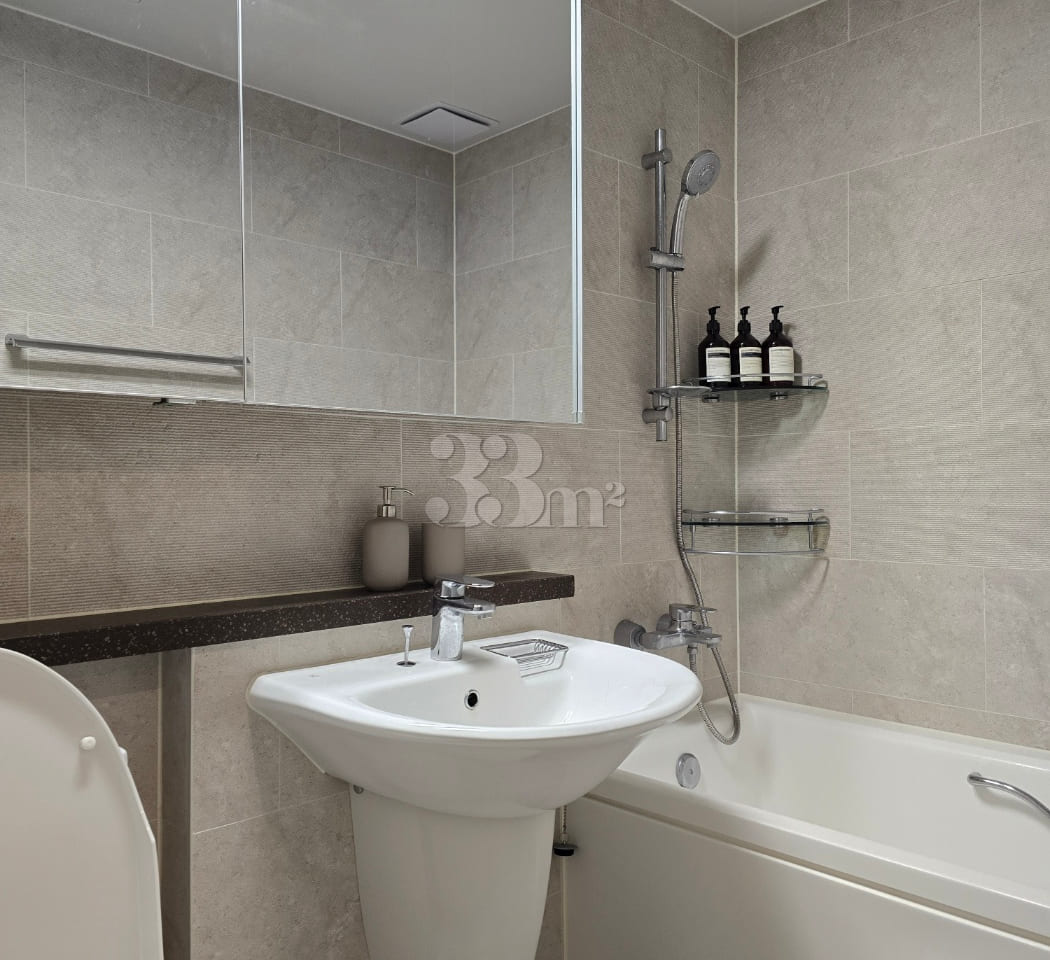 Three-room apartment in the Sangam living are 5th image