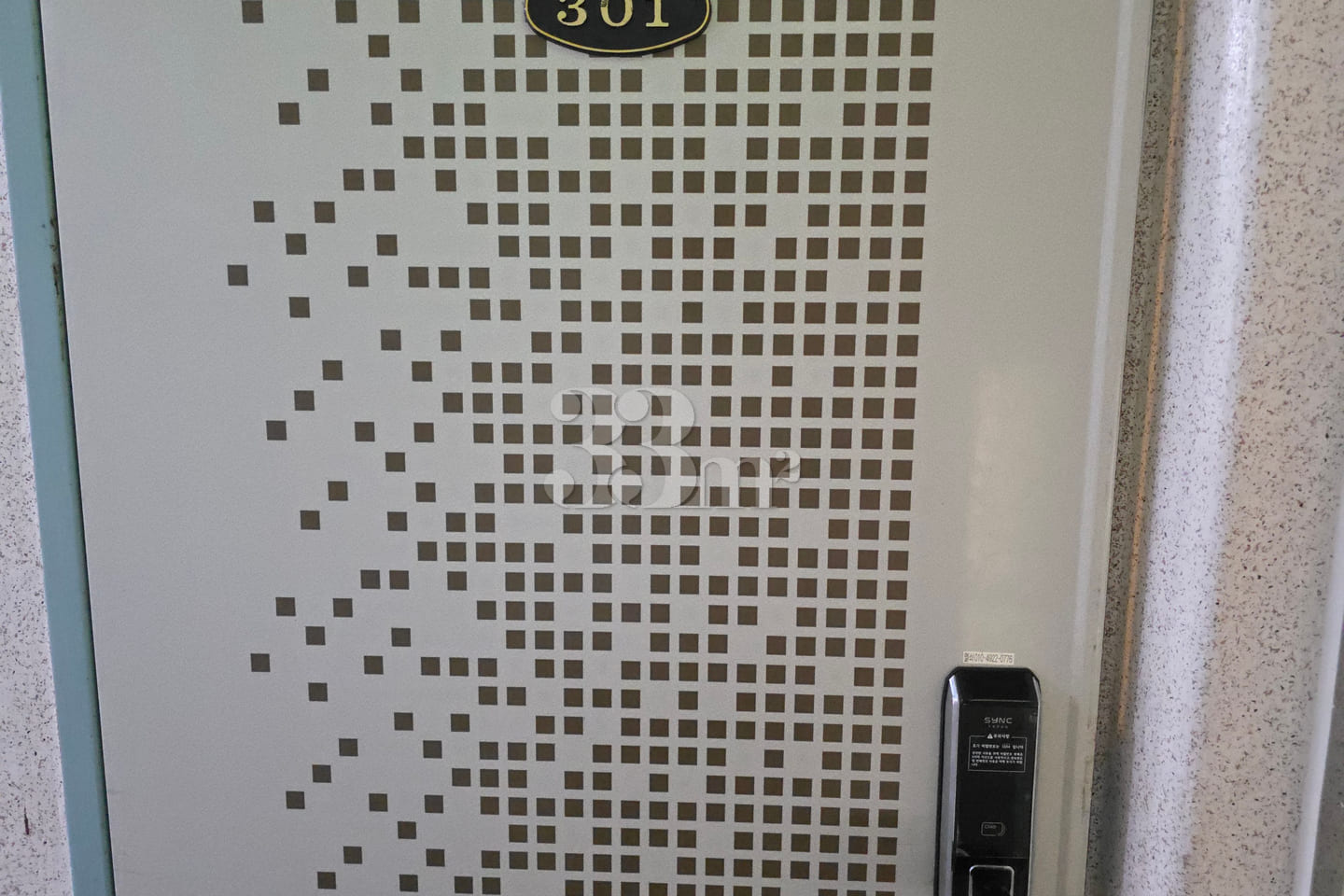 Room 301 7th image