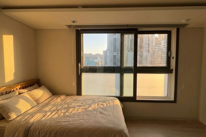 Fully furnished studio apartment near Sasang  0th image