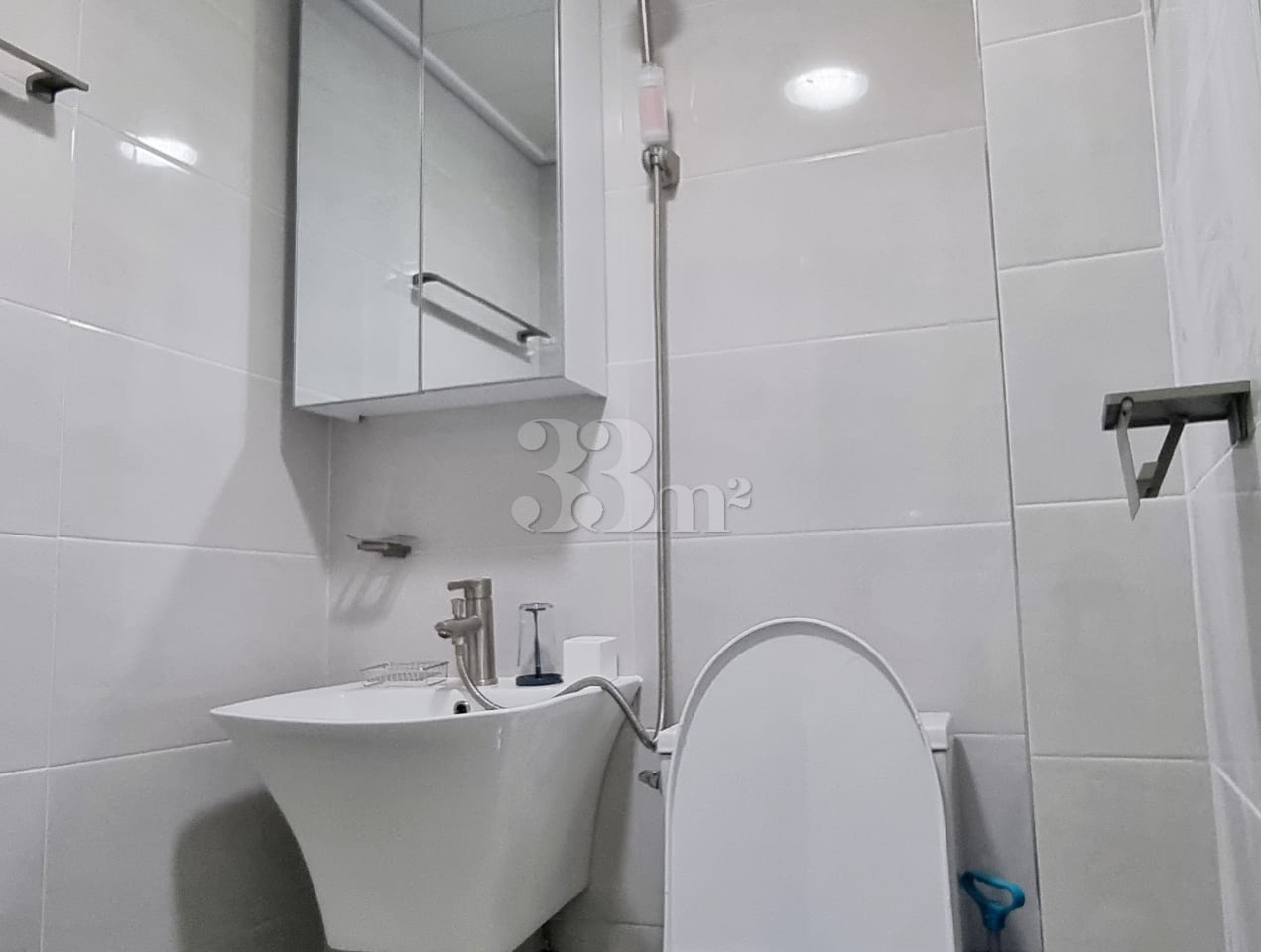 [1st Floor] Clean, fully furnished unit in Hw 2th image
