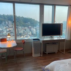 신촌이대 감성시티뷰풀옵 방 이미지