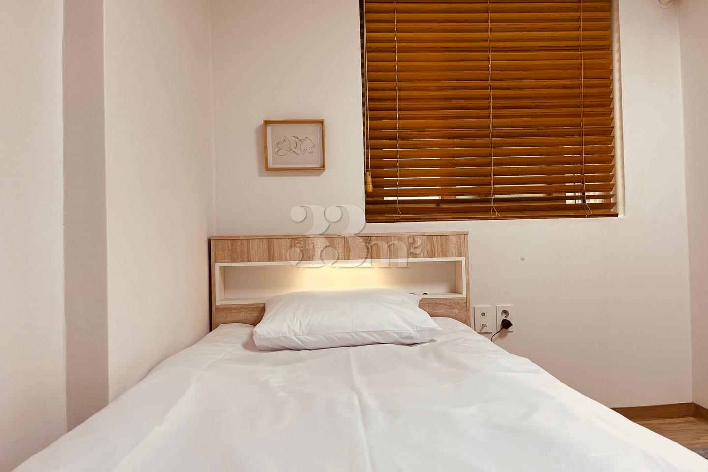 2-minute walk from Sinchon Station (Line 2) 1th image