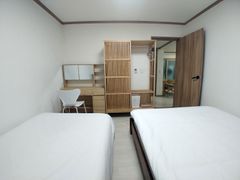 홍대입구역 5분거리3룸 2번째 이미지