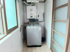 2nd Floor White Studio 12th image