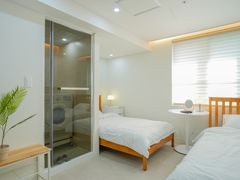 Twin Room in Myeongdong Station Area, Seoul 8th image